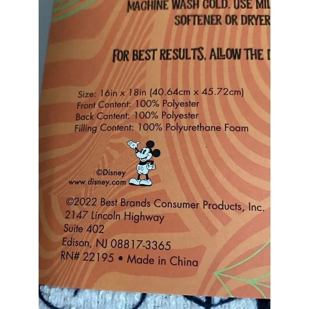 Disney Mickey Mouse Halloween Drying Mat 16”x18” Pumpkins Spider Webs Candy NEW‎
